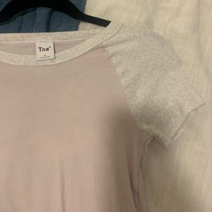 TNA Aritzia Coburn T-shirt in Grey and Lilac